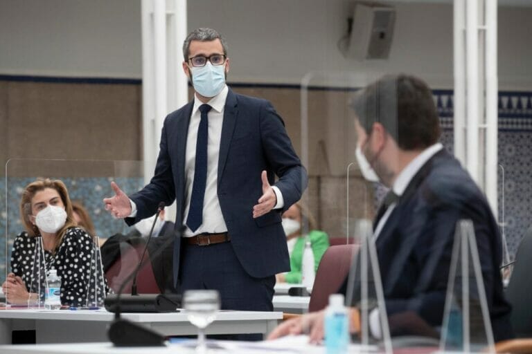 Lucas: “López Miras no tiene palabra, porque si la tuviese el Partido Socialista gobernaría en la Región de Murcia”