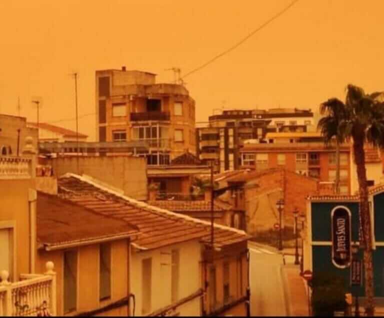 El Ayuntamiento de Molina de Segura activa todas las medidas previstas por contaminación atmosférica como consecuencia de la intrusión de masas de aire sahariano