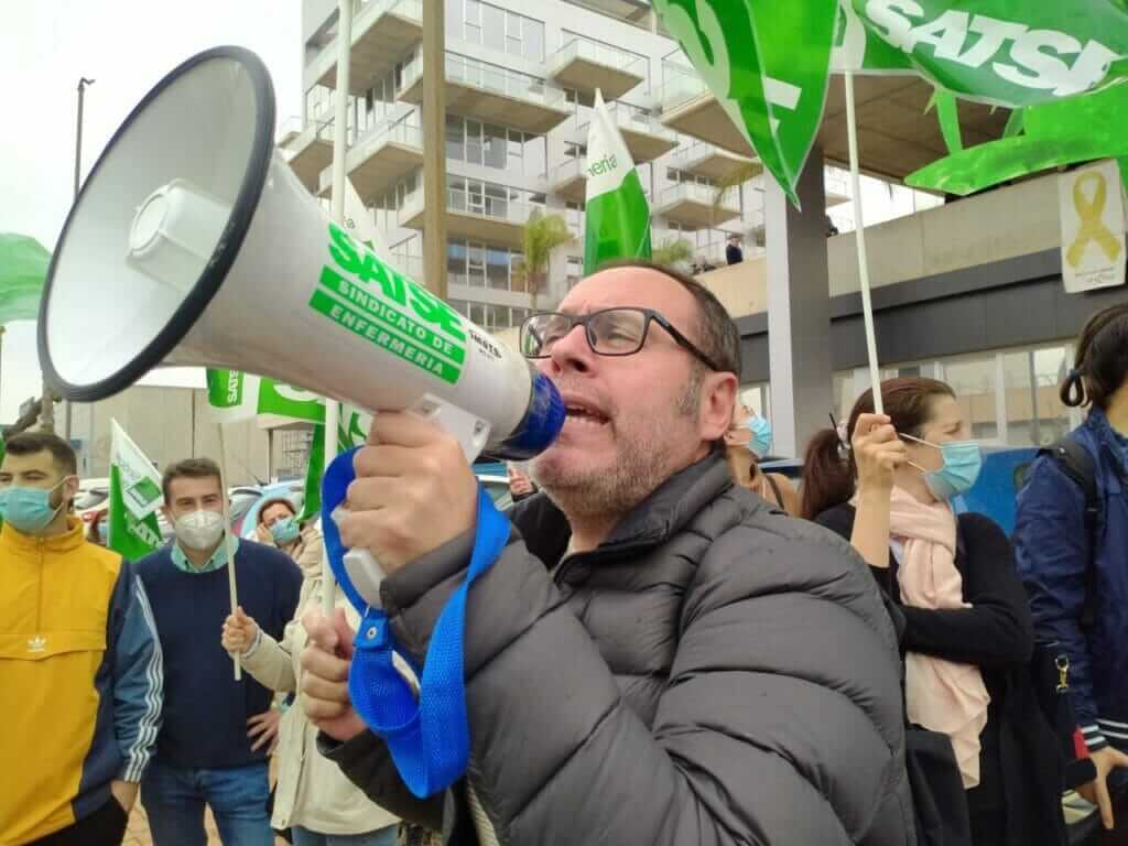 Enfermeras y fisioterapeutas claman por un cambio en la política del SMS