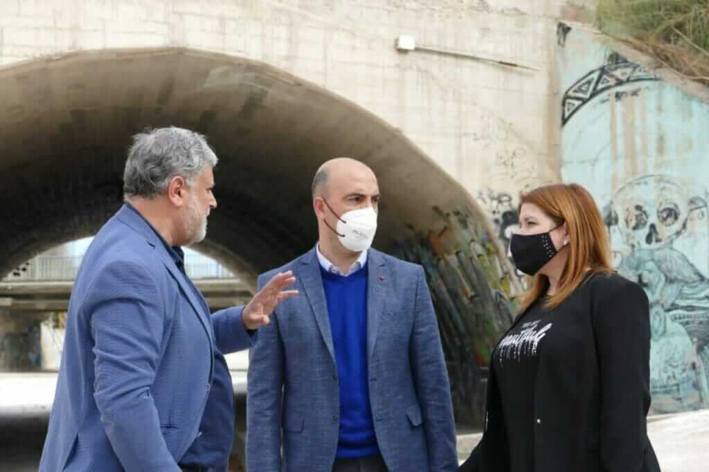 El Ayuntamiento de Molina de Segura acomete la fase final de las obras de construcción del nuevo Recinto de Eventos, con la instalación de las casetas modulares El Ayuntamiento de Molina de Segura acomete la fase final de las obras de construcción del nuevo Recinto de Eventos, con la instalación de las casetas modulares