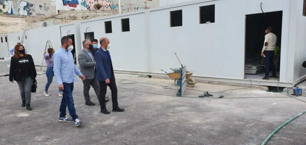 El Ayuntamiento de Molina de Segura acomete la fase final de las obras de construcción del nuevo Recinto de Eventos, con la instalación de las casetas modulares El Ayuntamiento de Molina de Segura acomete la fase final de las obras de construcción del nuevo Recinto de Eventos, con la instalación de las casetas modulares