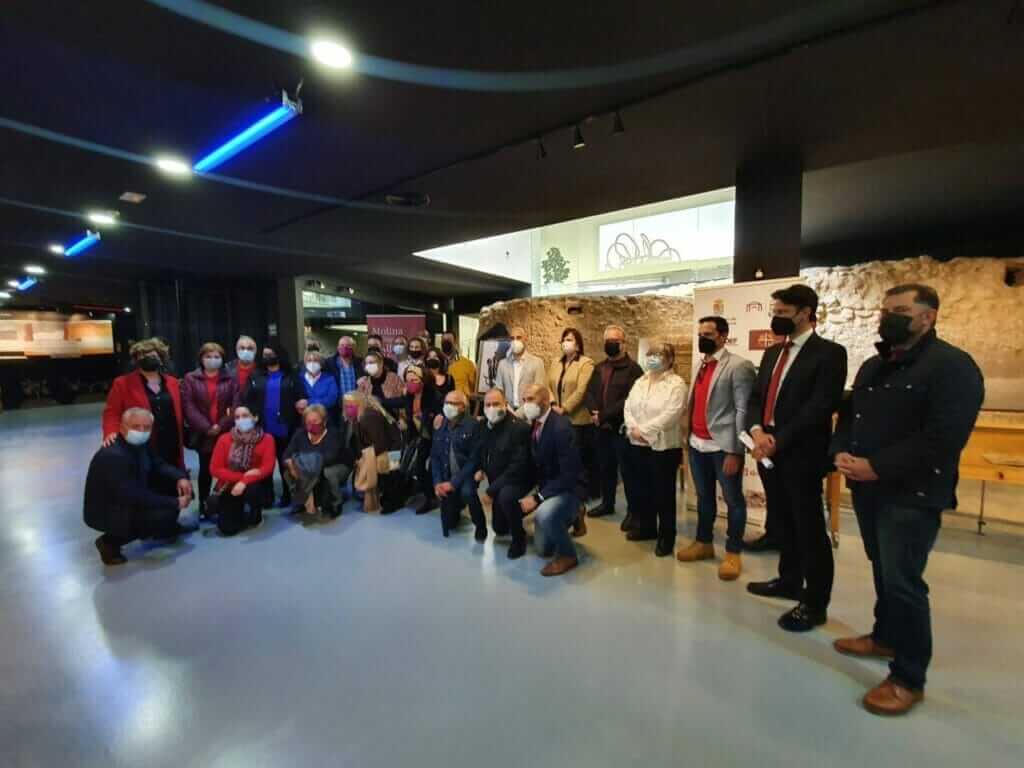 Molina de Segura se prepara para vivir el Medio Año Festero de Moros y Cristianos donde se procederá al relevo de cargos y abanderadas Molina de Segura se prepara para vivir el Medio Año Festero de Moros y Cristianos donde se procederá al relevo de cargos y abanderadas