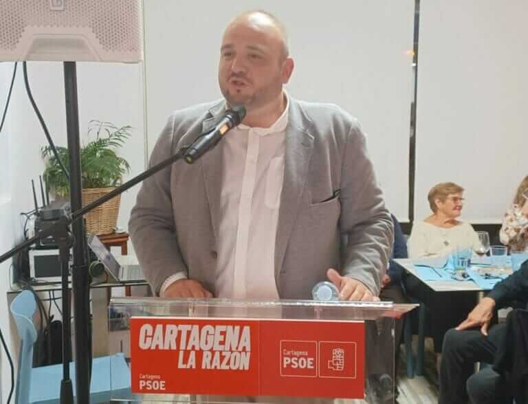 Torres pide al Ayuntamiento que apueste por la contratación en origen de trabajadores inmigrantes para sectores como la pesca