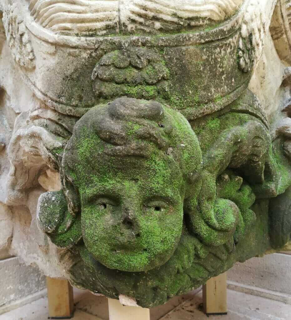 Huermur denuncia el vergonzoso estado de la colección de 18 escudos heráldicos BIC del Museo Arqueológico Huermur denuncia el vergonzoso estado de la colección de 18 escudos heráldicos BIC del Museo Arqueológico