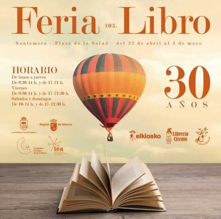 Presentación     del     libro     “Cines     de Santomera” en la Feria del Libro