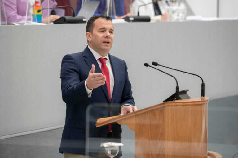 Fernando Moreno: “PP y Vox solo usan al sector primario para rascar votos, pero a la hora de la verdad lo castigan y desprecian”