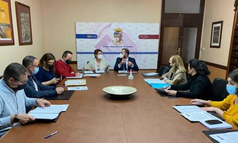 El Consejo Local de Turismo propone la concesión de distintivos de calidad turística a la Oficina de Turismo y tres empresas de Jumilla