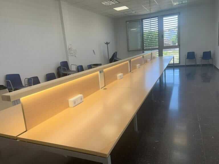 La Concejalía de Juventud de Molina de Segura reabre el aula principal de la sala municipal de estudio de La Alcayna tras finalizar las obras de acondicionamiento