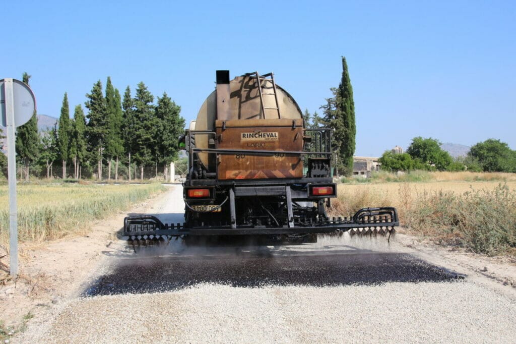 El Ayuntamiento de Alhama invierte 650.000 euros en la mejora de caminos públicos El Ayuntamiento de Alhama invierte 650.000 euros en la mejora de caminos públicos