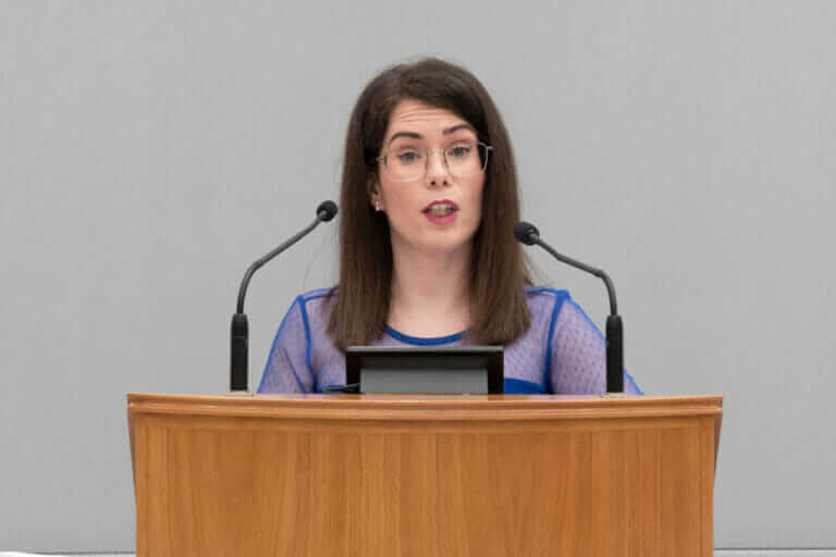 Abenza denuncia que el Gobierno de López Miras “vuelve a hacer caja” con el dinero recibido del Ministerio para dependencia