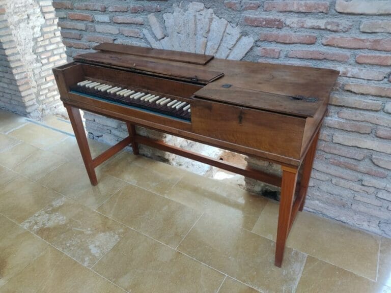 El pianoforte de Alhama y el Manuscrito de Totana, unidos por el alhameño Tadeo Tornel