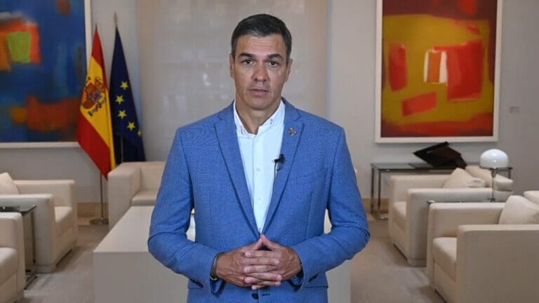 Pedro Sánchez reitera su mensaje de apoyo a Ucrania y hace un llamamiento a Rusia para que se retire de todo el territorio