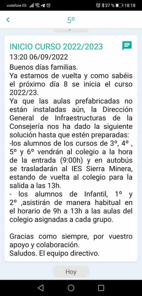 La consejería de Educación obliga a más de 100 niños a ir otro colegio por no haber instalado las aulas prefabricadas