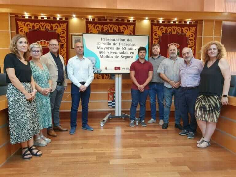 La Concejalía de Bienestar Social de Molina de Segura presenta los resultados del estudio sociológico realizado entre las personas mayores en situación de soledad