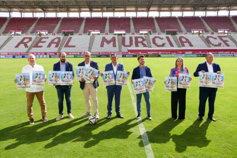 Murcia acogerá dos partidos de preparación para el próximo Mundial de Fútbol