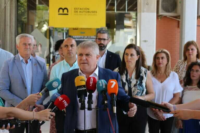 Pepe Vélez: “A diferencia del PP, el PSOE está ayudando a la ciudadanía frente a la crisis provocada por la guerra, tanto desde el Gobierno de España como desde los ayuntamientos”