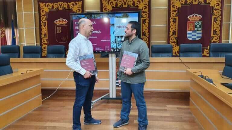Presentado el Estudio de la realidad socioeconómica de Molina de Segura, que recoge 40 propuestas de actuación