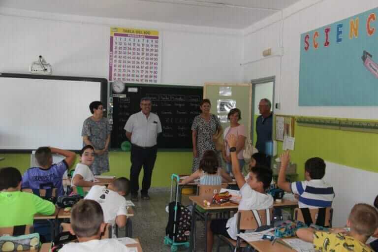Cerca de 2.600 alumnos de Educación Infantil y Primaria han iniciado hoy en Jumilla el curso escolar 2022/23