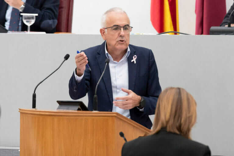 Alfonso Martínez: “El Gobierno de López Miras es incapaz de gestionar los fondos europeos y sigue sin repartir más de la mitad”