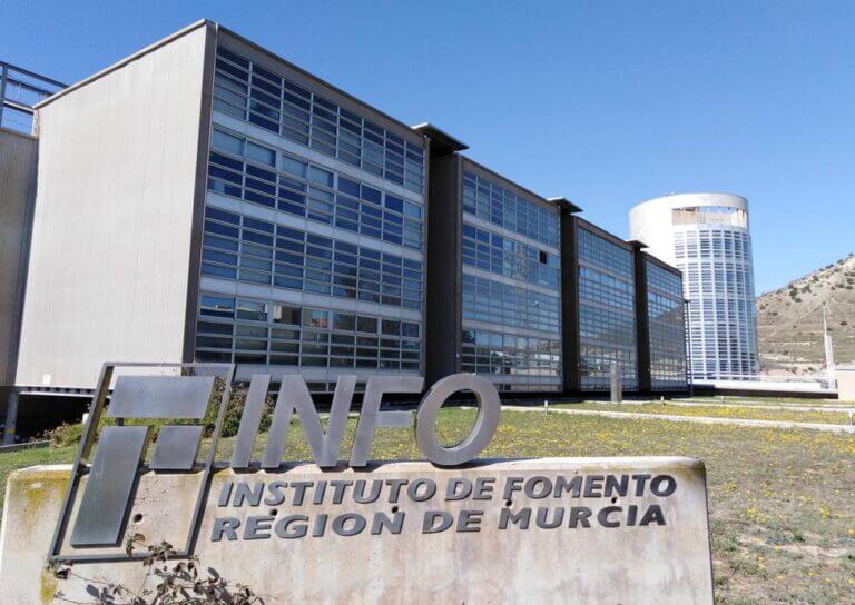 La fiscalía ve indicios suficientes de cohecho y abre investigación contra un alto cargo del CEEIC y un empresario de Cartagena