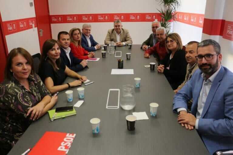 El PSOE y la Federación de Caza de la Región de Murcia destacan el compromiso común de trabajar por un modelo sostenible y de futuro