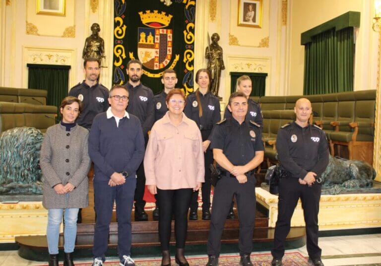 Presentados cinco nuevos agentes en prácticas que se incorporan a la Policía Local de Jumilla