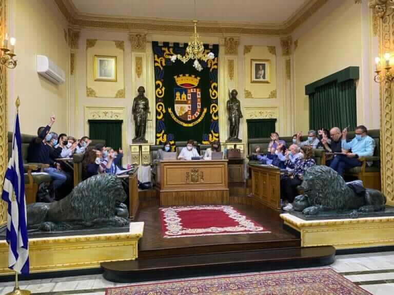 El pleno de Jumilla aprueba dedicar un monumento a la Fiesta de la Vendimia y solicitar la concesión de la medalla de oro de la Región de Murcia