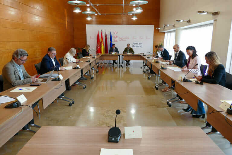 Seis convenios permitirán mejorar la empleabilidad en el municipio de Murcia