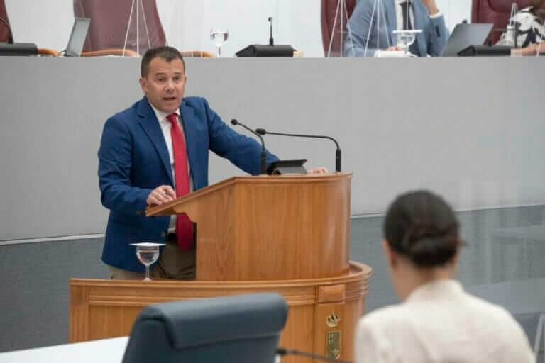 Fernando Moreno: “El Gobierno de López Miras deja sin repartir más de 1.600.000 euros de ayudas del Gobierno de España para citricultores y ganaderos”