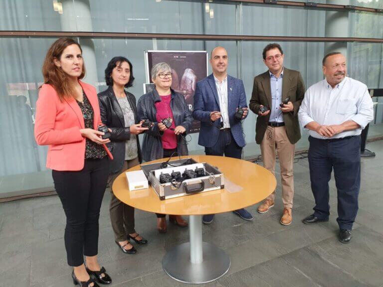 El Teatro Villa de Molina pone en marcha esta semana el nuevo sistema Accesible para personas con dificultades auditivas