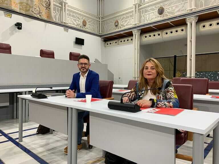 El PSOE asegura que los presupuestos de López Miras desprecian a las casi 91.000 personas desempleadas de la Región y asfixian a las universidades públicas