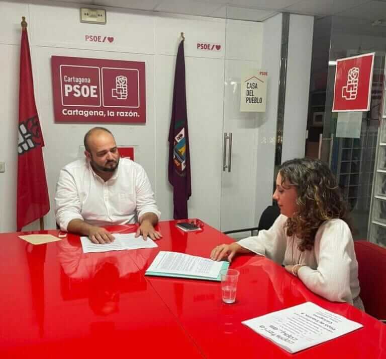 Manuel Torres: “Arroyo debe empezar ya a planificar y trabajar en las soluciones a los botelleos en Cabo de Palos”