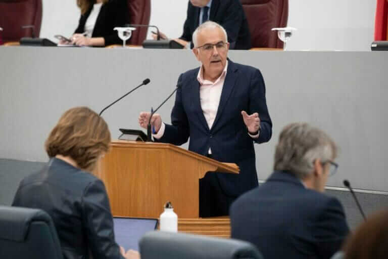 Alfonso Martínez: “Las previsiones presupuestarias del Gobierno de López Miras nunca se cumplen”