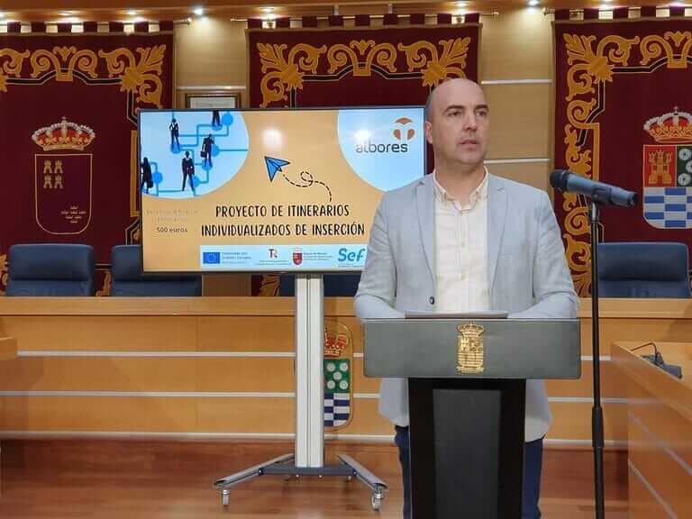 La asociación Albores pondrá en marcha en Molina de Segura un proyecto de inserción laboral dirigido a colectivos que presentan especiales dificultades de acceso al empleo