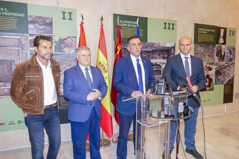 Entre 40 y 50 policías locales incrementará a diario la seguridad en el municipio de Murcia durante las fiestas navideñas