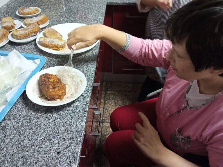 La asociación Intedis confirma su apuesta por la vida en comunidad y habilita una vivienda para personas con discapacidad intelectual con grandes necesidades de apoyo