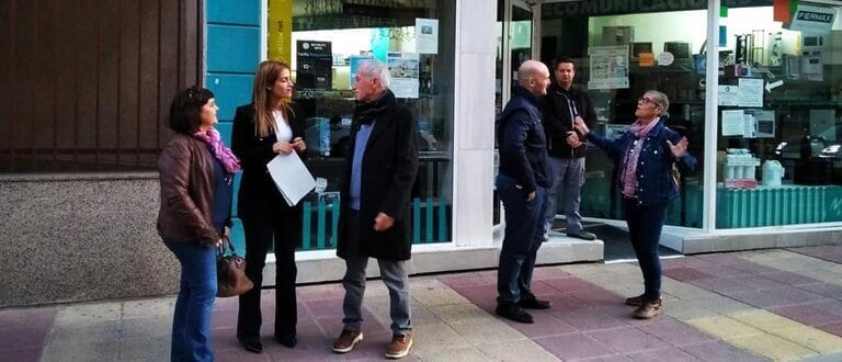 El barrio del Infante cuenta con 17 nuevas plazas de carga y descarga y dos para personas con movilidad reducida