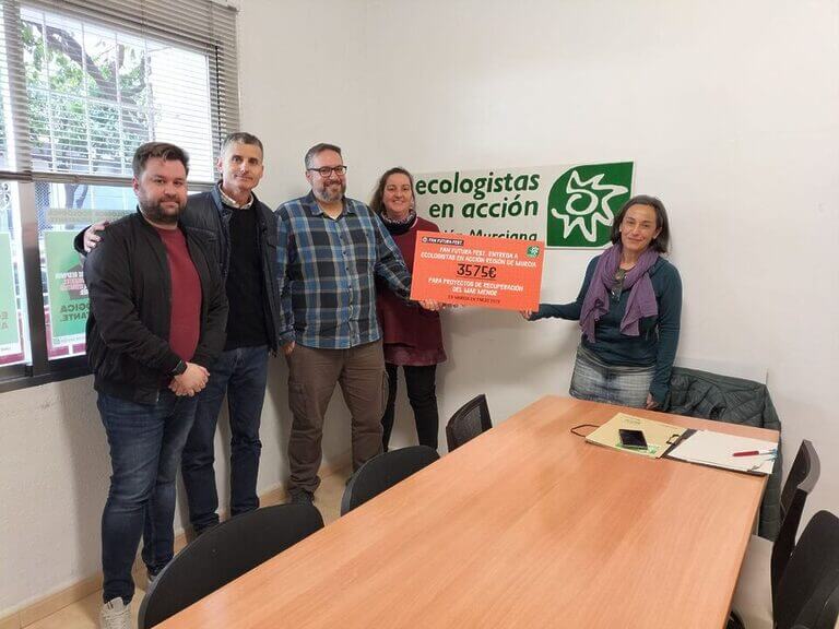 Un año más Ecologistas en Acción recibe la aportación económica del FAN FUTURA celebrado el pasado verano