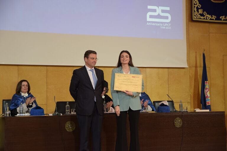 María Aránzazu Segado, premio a la superación y el esfuerzo por desarrollar una cámara climática portátil