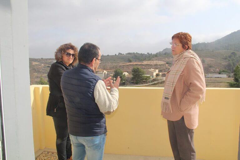 Concluyen las obras de adaptación de aseos y otras mejoras en el Centro Social de La Zarza de Jumilla