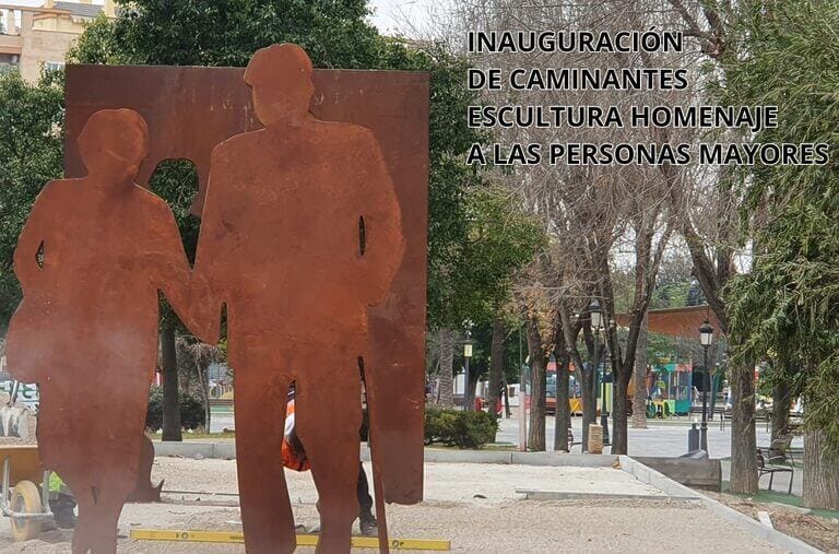 Inaugurada en Molina de Segura la escultura CAMINANTES en homenaje y reconocimiento al colectivo de las personas mayores