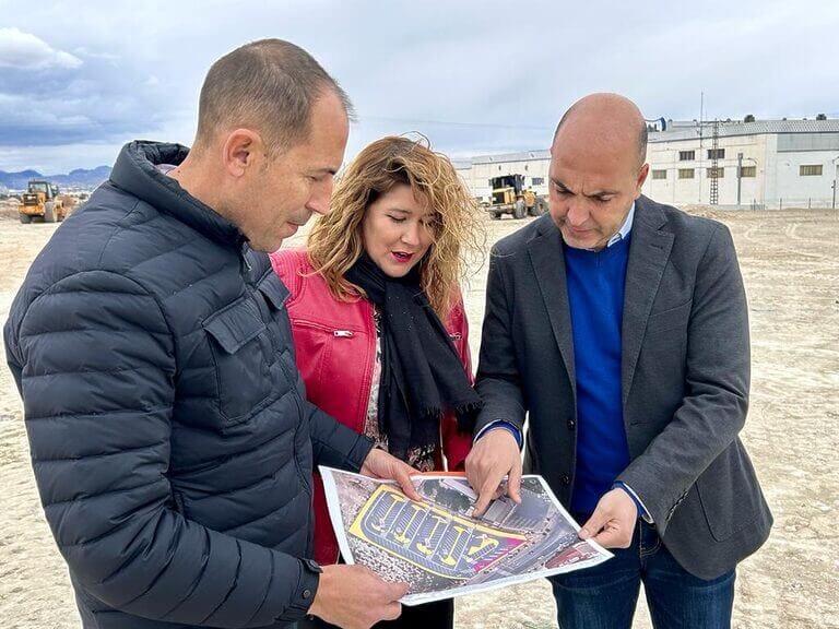 Arrancan las obras del nuevo aparcamiento disuasorio Molina Norte, ubicado junto a la Avenida Gutiérrez Mellado, en el Barrio de San José – Los Ángeles