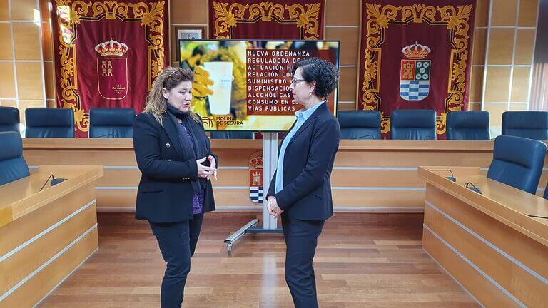 La nueva ordenanza reguladora de la actuación municipal en relación la venta, suministro y dispensación de bebidas alcohólicas y su consumo en espacios y vías públicas de Molina de Segura entra en vigor el día 4 de febrero