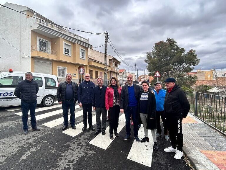 Finalizan las obras de renovación de servicios y pavimentación en Calle Isaac Albéniz, en la pedanía de La Torrealta, tras una inversión municipal de 117.450 euros