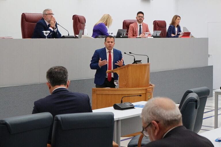 Fernando Moreno: “La tramitación de la Ley de Emergencias resume lo que ha sido esta legislatura, un auténtico fraude de López Miras y sus tránsfugas”