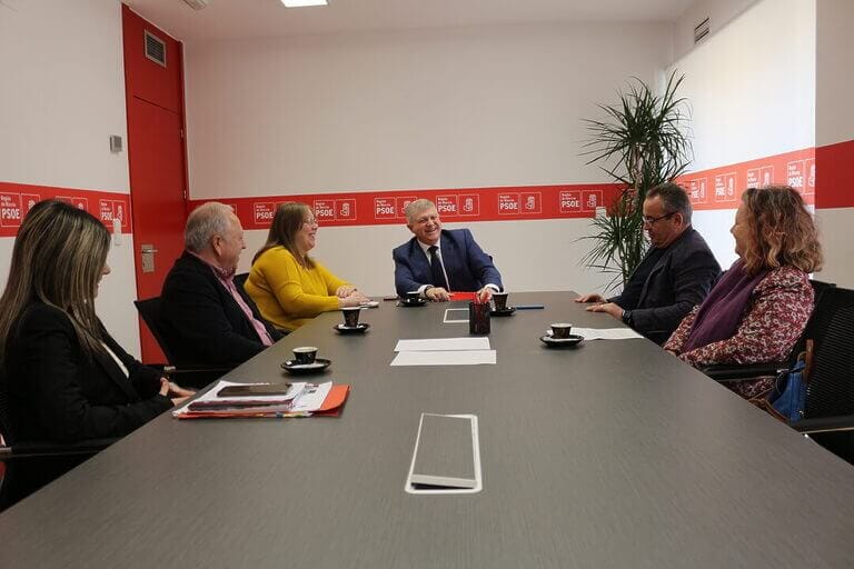 Pepe Vélez: "A partir de mayo, actuaremos en serio desde el Gobierno regional para conseguir una igualdad real entre mujeres y hombres en el ámbito laboral"