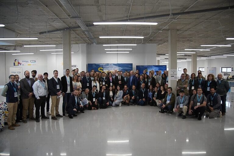 Expertos de ocho países analizan en el Centro Tecnológico Naval los niveles de contaminación por ruido submarino que pueden alterar los ecosistemas oceánicos, la vida de los cetáceos y la pesca