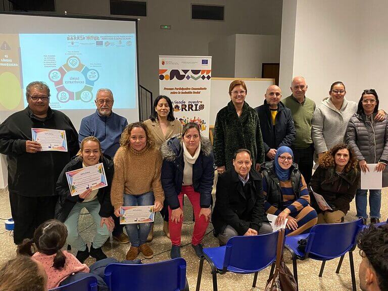 El proyecto Tejiendo Nuestro Barrio de Jumilla, reconocido con un accésit en los III Premios de Gobierno Abierto