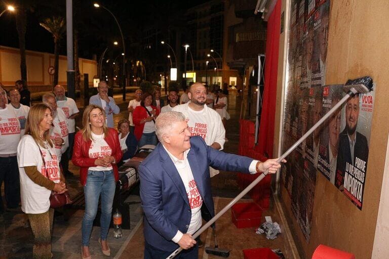 Pepe Vélez: “La ciudadanía tiene en sus manos abrir una nueva etapa en la Región de Murcia con un gobierno serio”