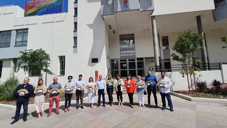 El Ayuntamiento de Molina de Segura se suma a la conmemoración del 17 de mayo, Día Internacional contra la LGTBIfobia